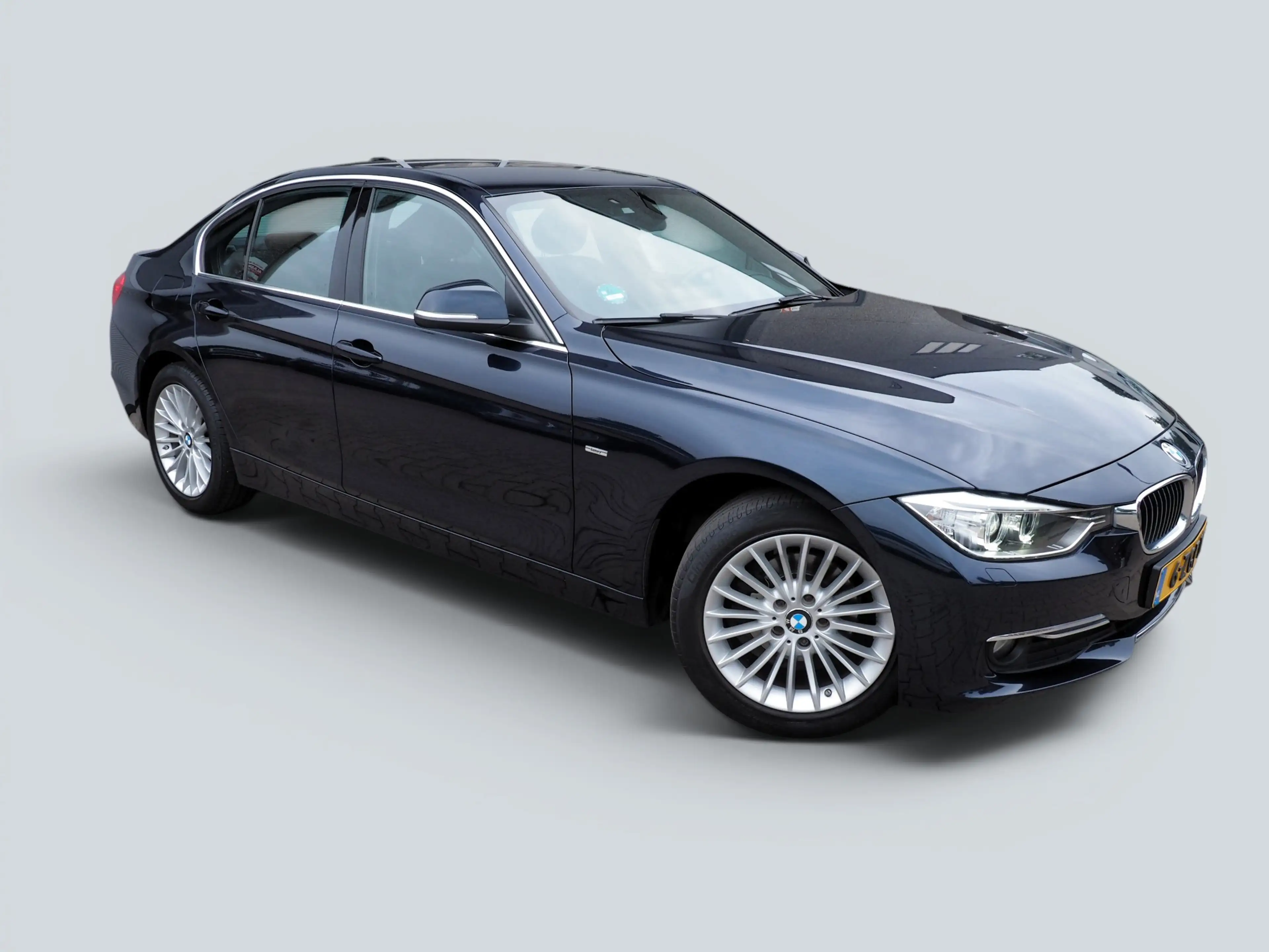 BMW 316 316I Executive CLIMA CRUISE NAVI STOELVERW.