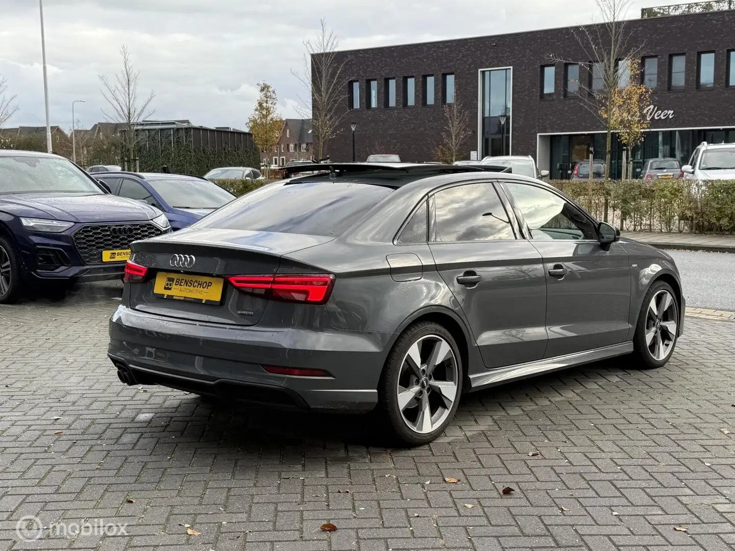 Audi A3 Limousine 2.0 TFSI quattro S-line Nano Grey Panoda Gris - 2