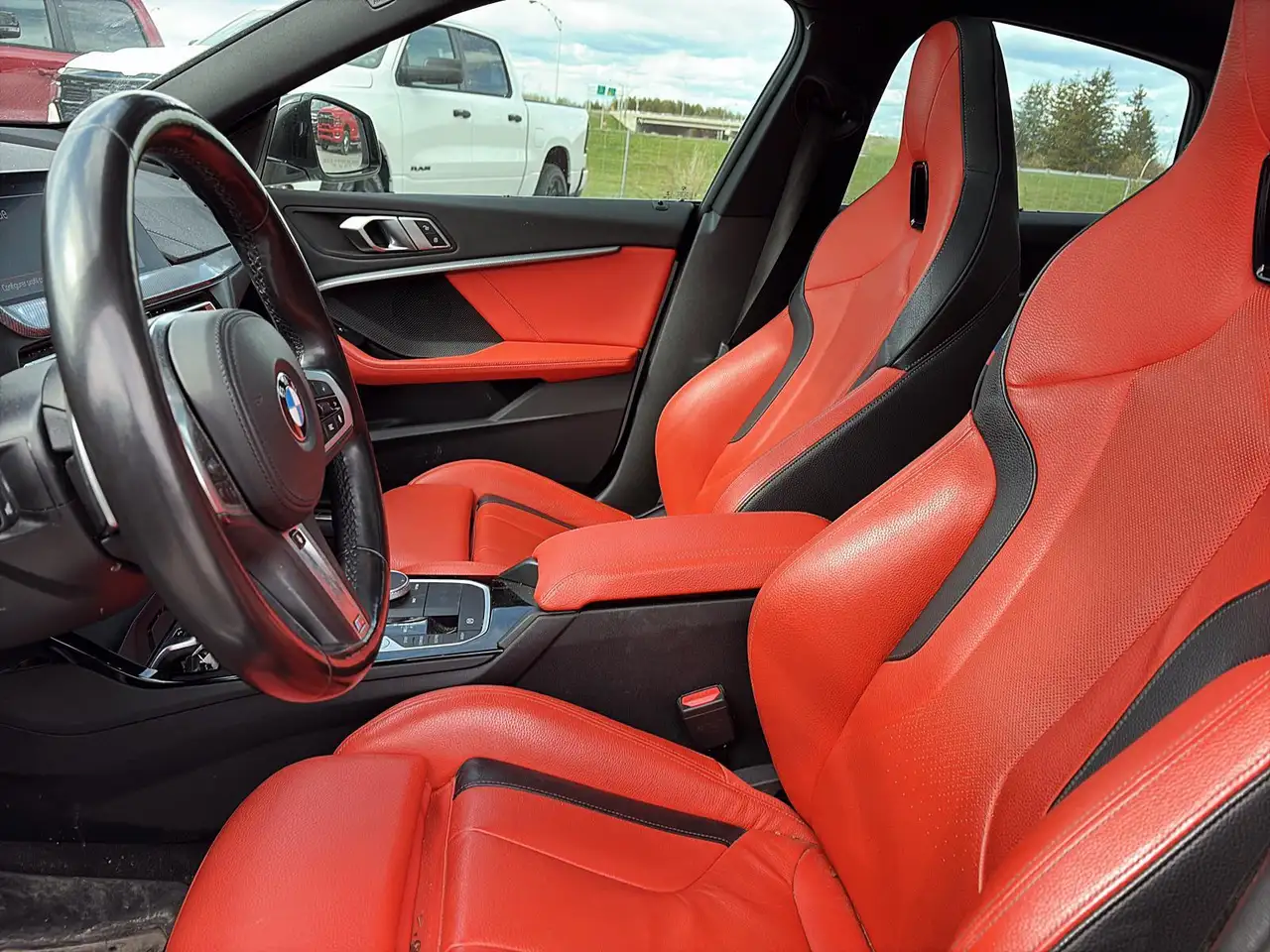 BMW 2 Series снимка BMW 2 Series