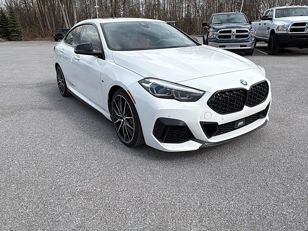 BMW 2 Series снимка BMW 2 Series