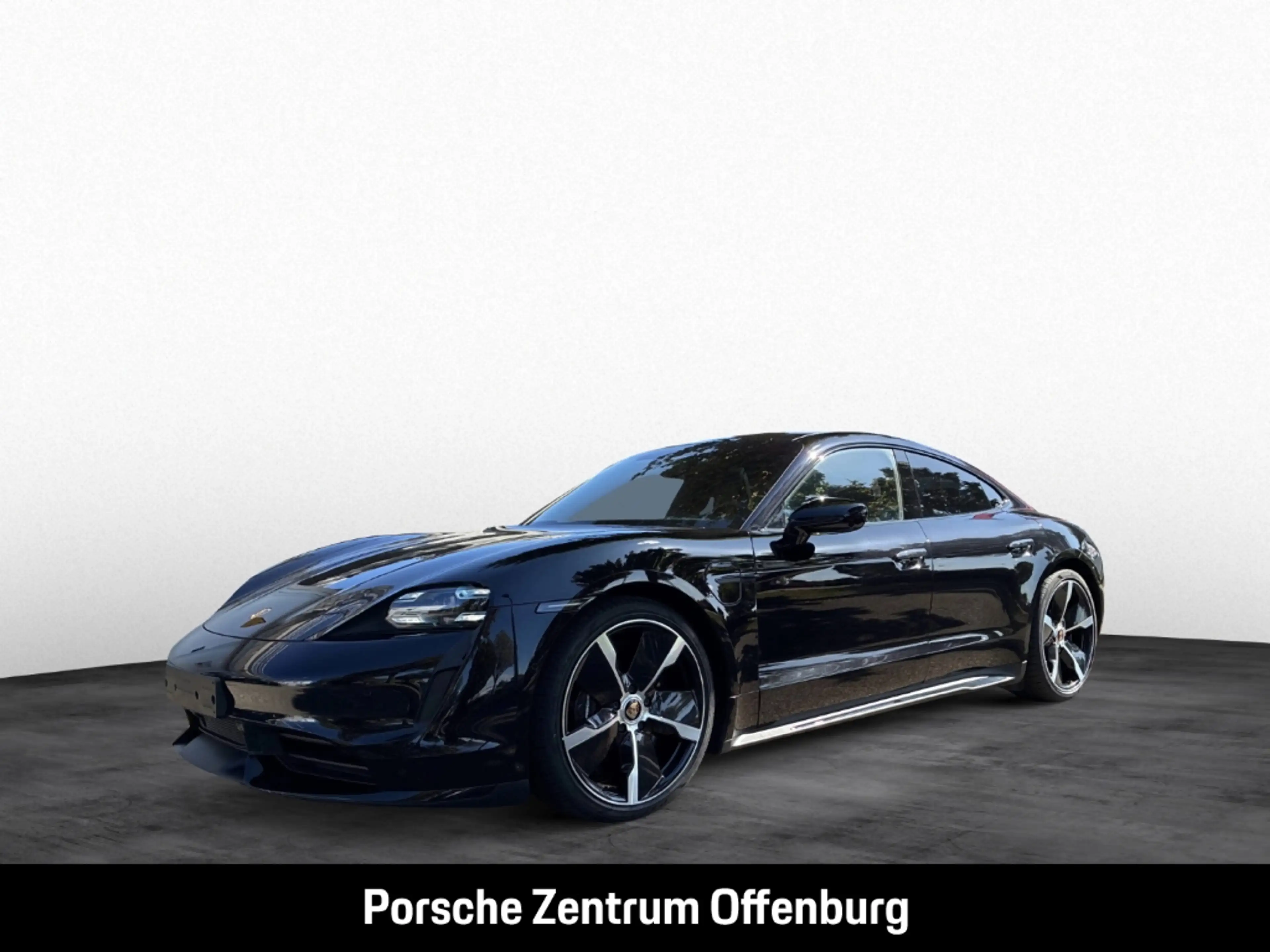 Porsche Taycan Turbo S PDCC PCCB Inno 360 B.Disp. 21'' LED