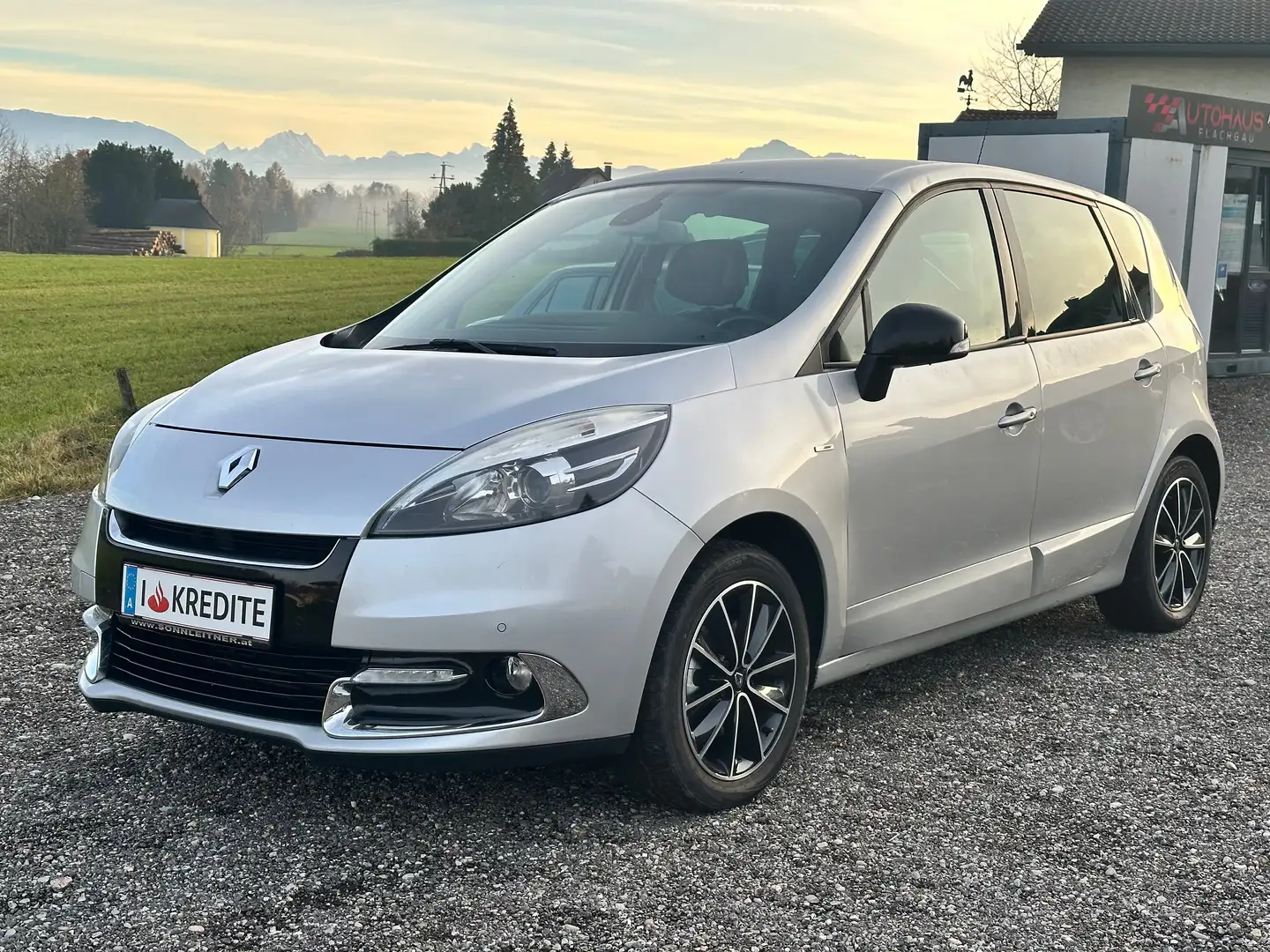 Renault Scenic Authentique*BOSE EDITION*SHZ*AHK*PDC* Gris - 2