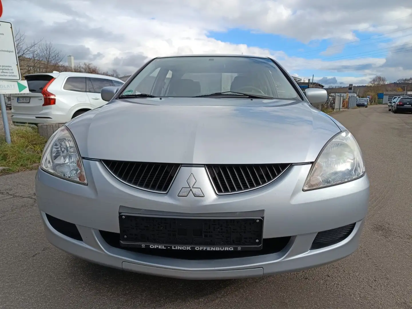 Mitsubishi Lancer Lim./ Comfort Lim. Silber - 2