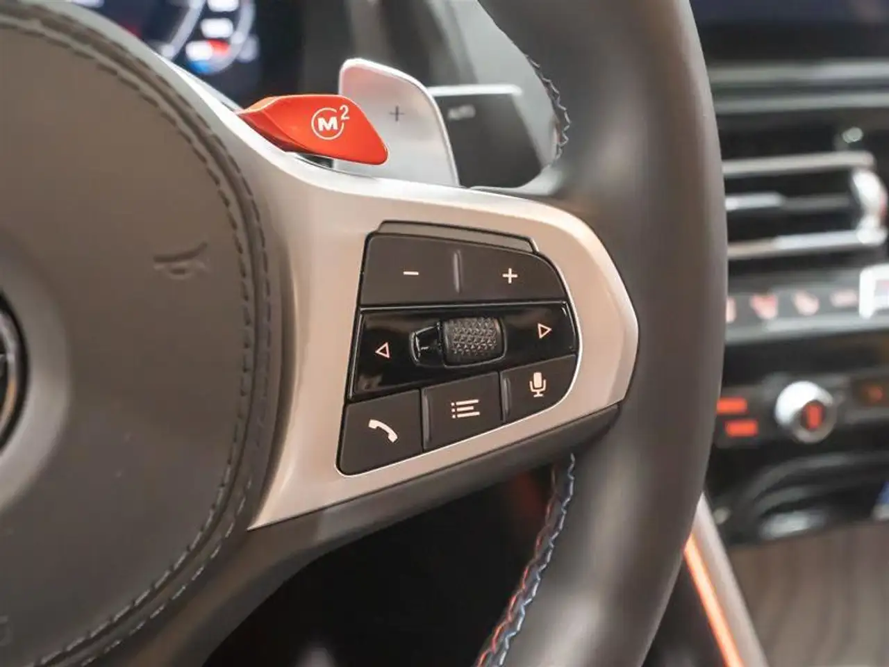 BMW M8 снимка BMW M8