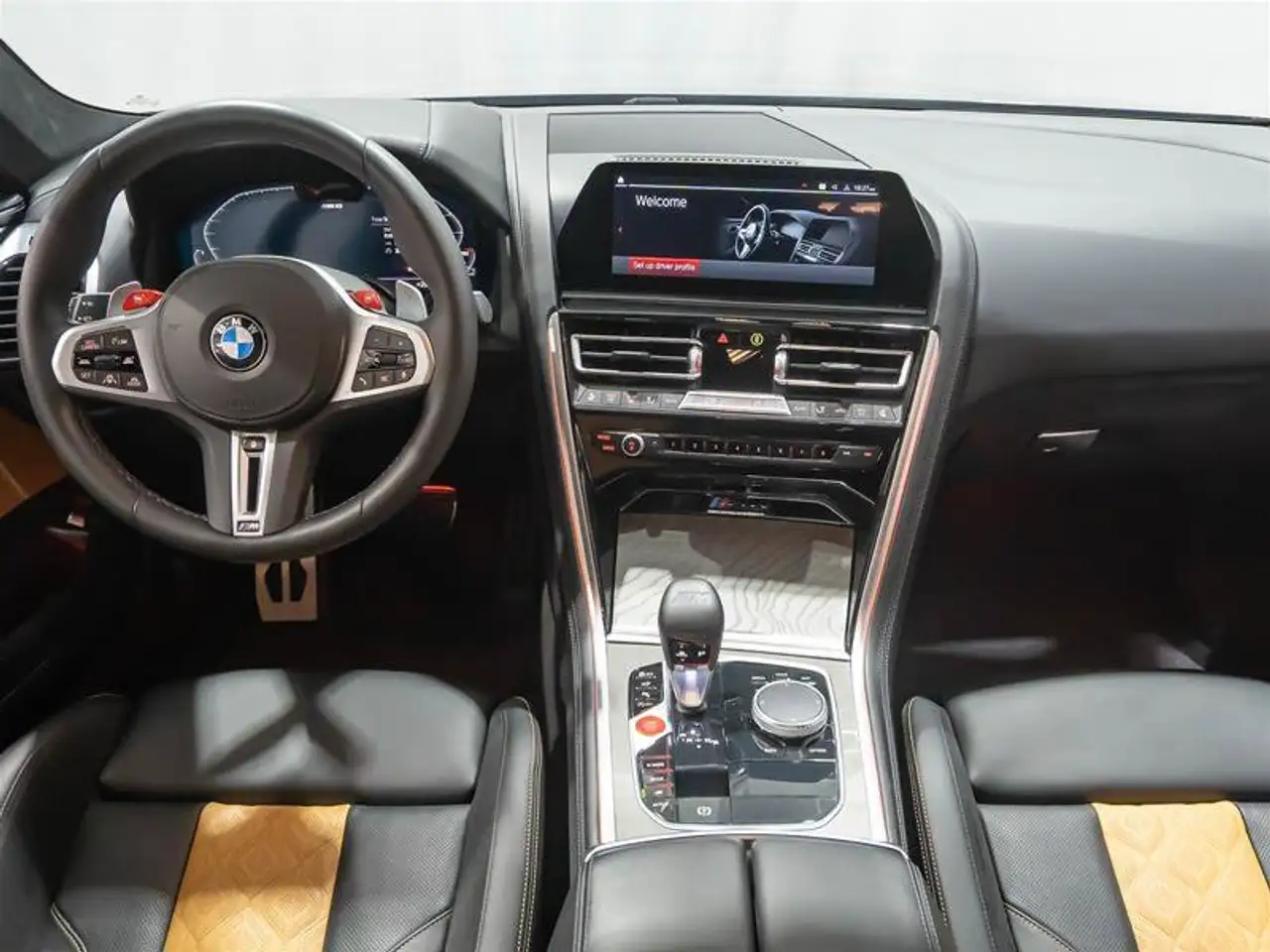 BMW M8 снимка BMW M8