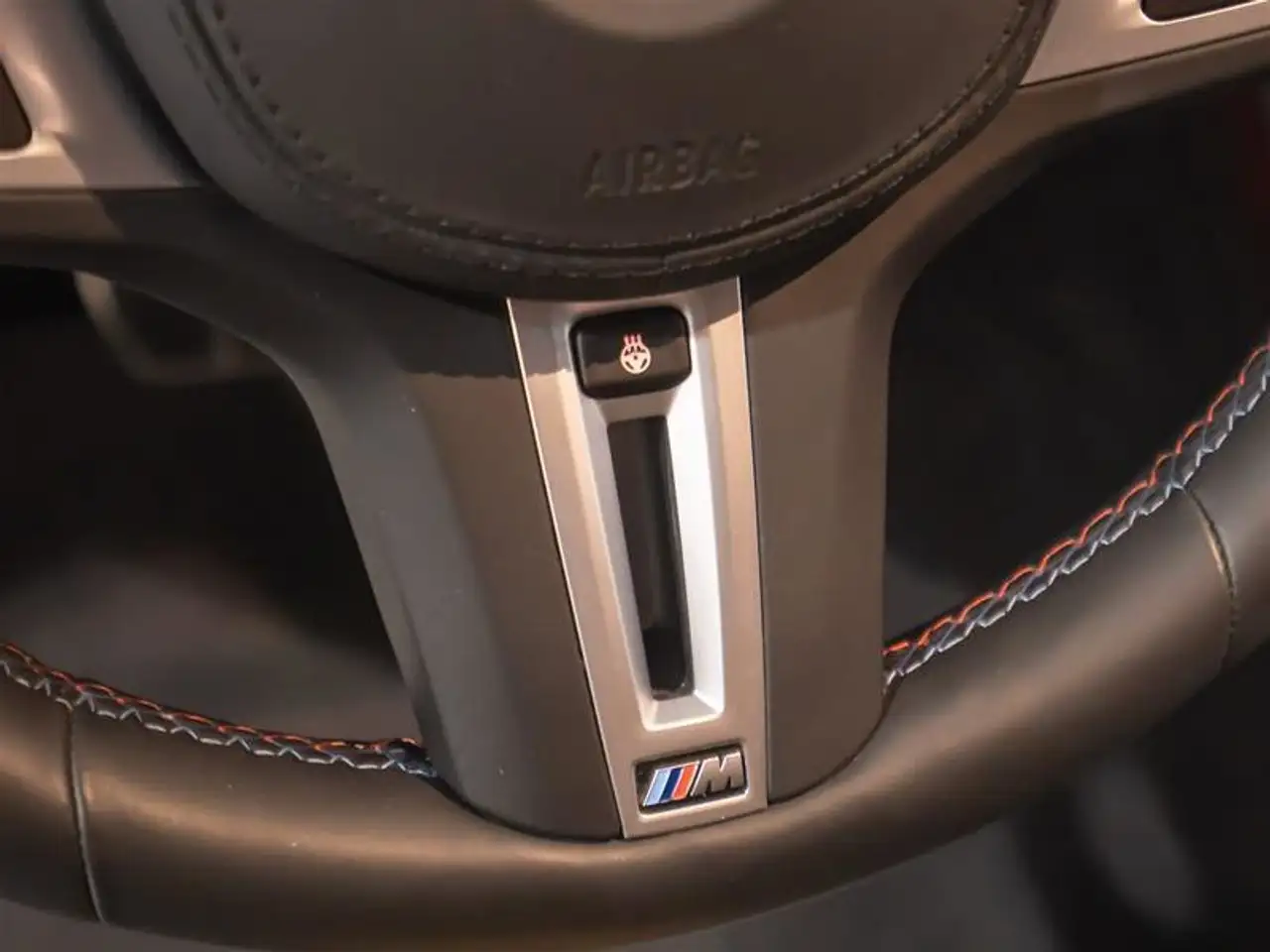 BMW M8 снимка BMW M8