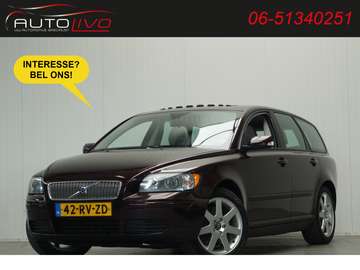 2.5 T5 AWD Momentum 220 PK! NL AUTO!
