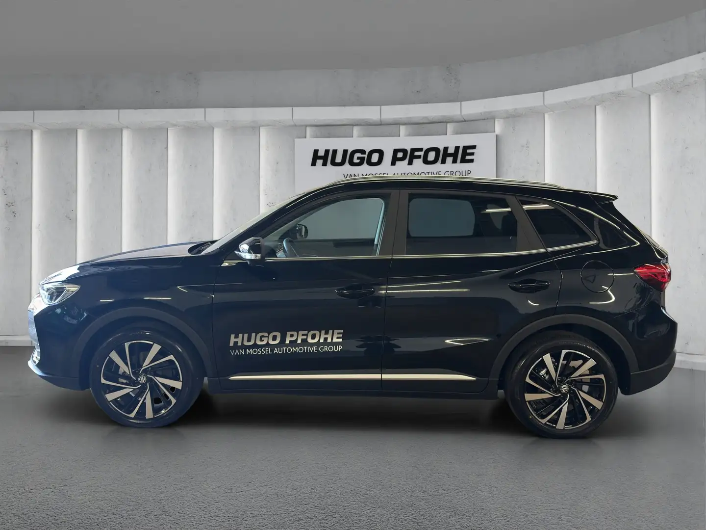 MG ZS Luxury 1.5 Hybrid+ Autom LED ACC RFK SHZ PDC Negro - 2