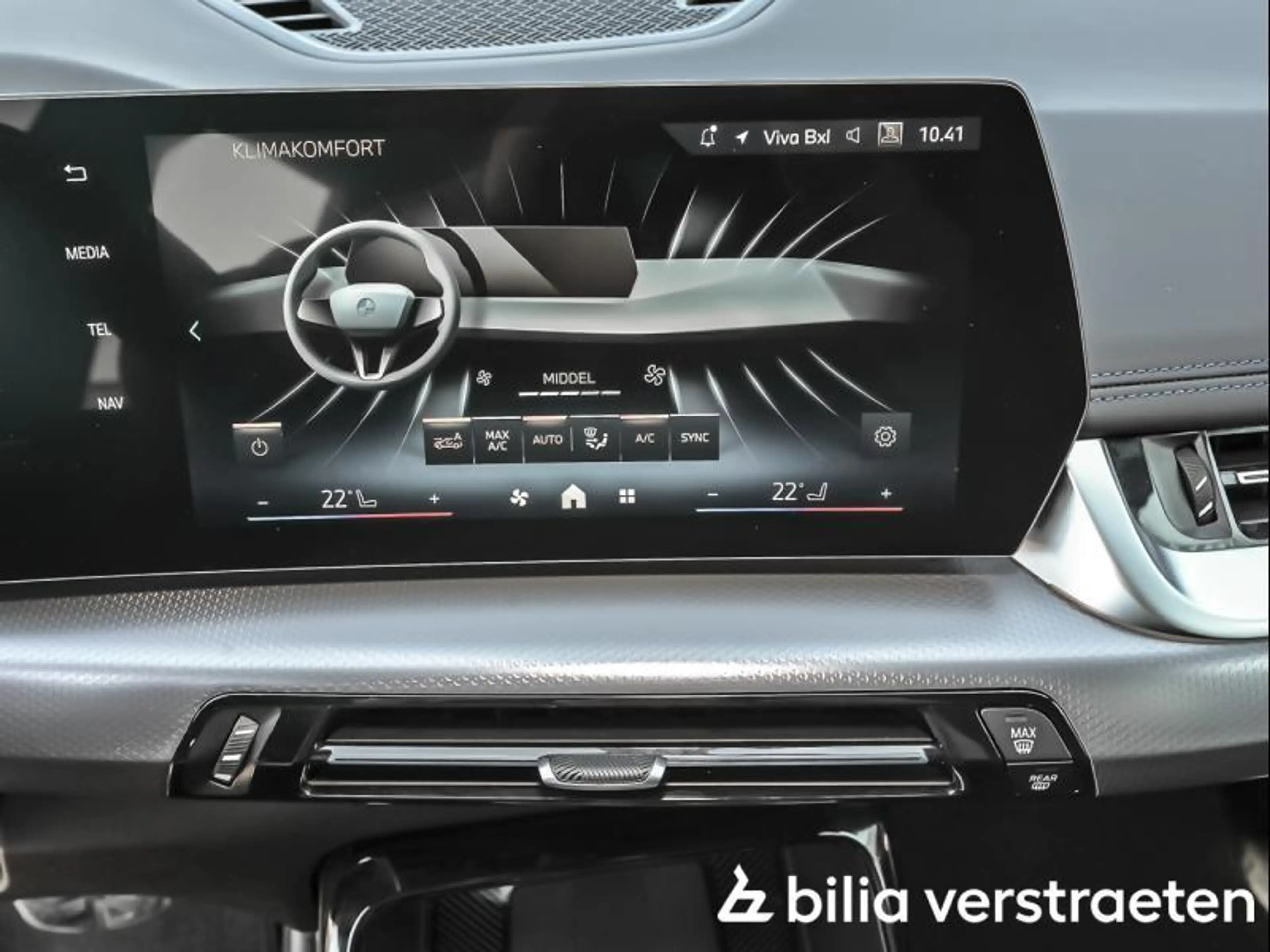 BMW X1 sDrive18i M-Sport - KEYLESS - SPORTSEAT - ADAP LED — photo 12