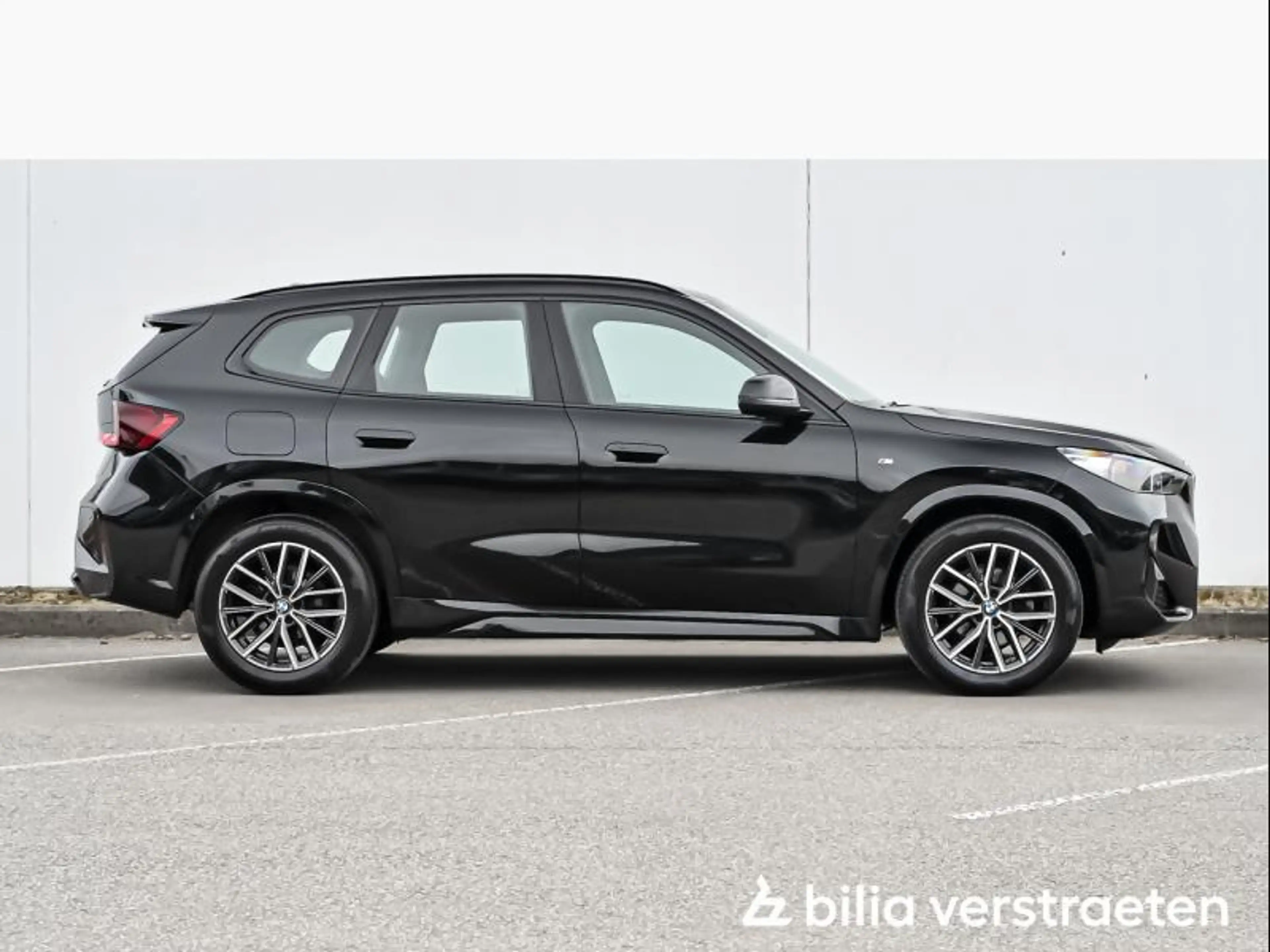BMW X1 sDrive18i M-Sport - KEYLESS - SPORTSEAT - ADAP LED — photo 3