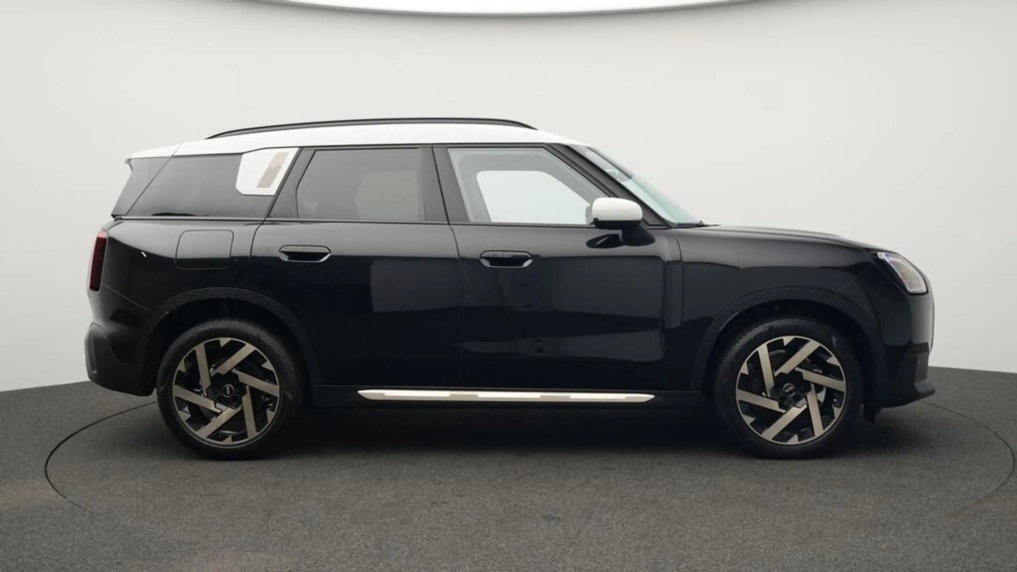 MINI Countryman C Favoured Trim — photo 3
