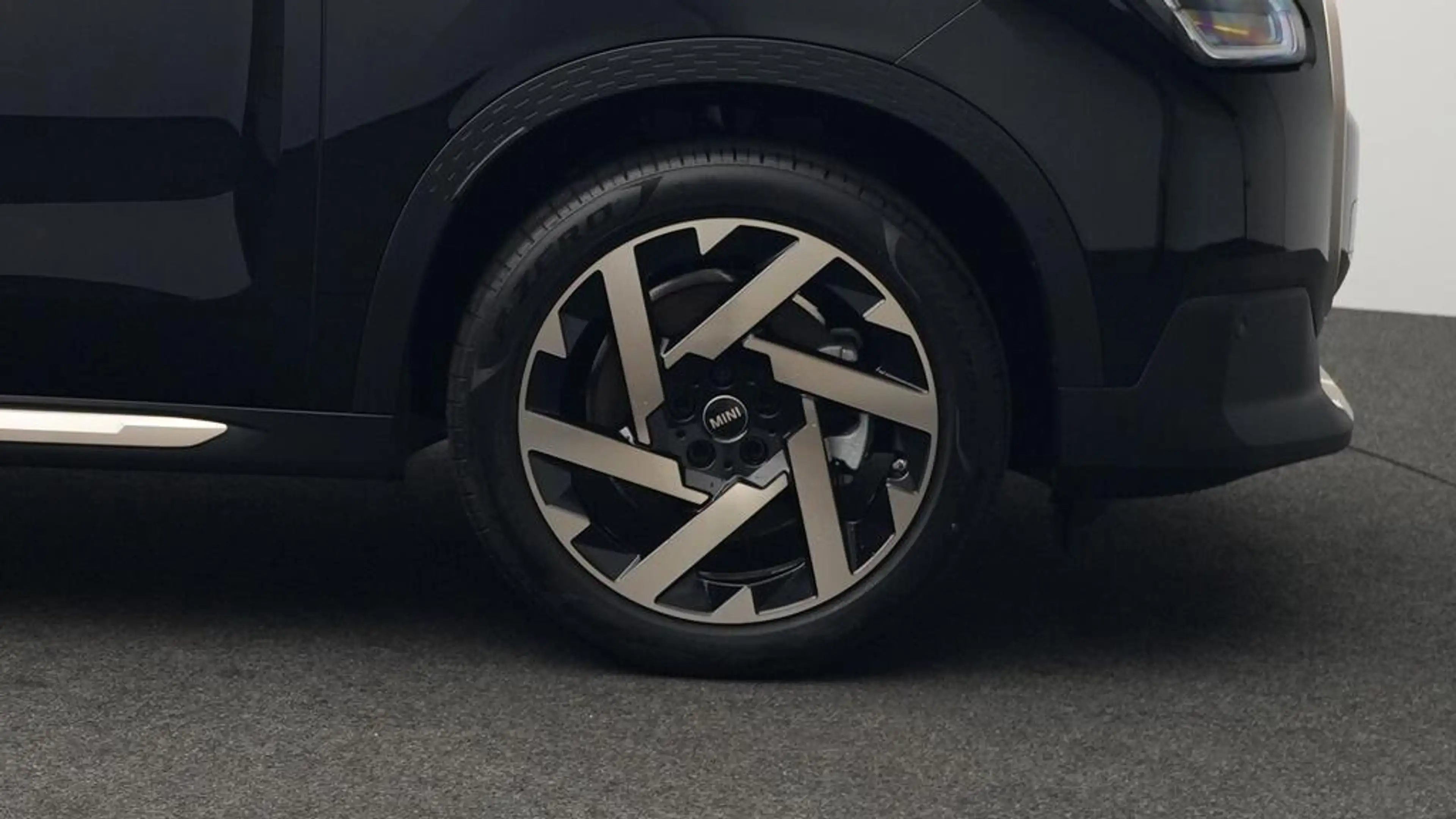 MINI Countryman C Favoured Trim — photo 14