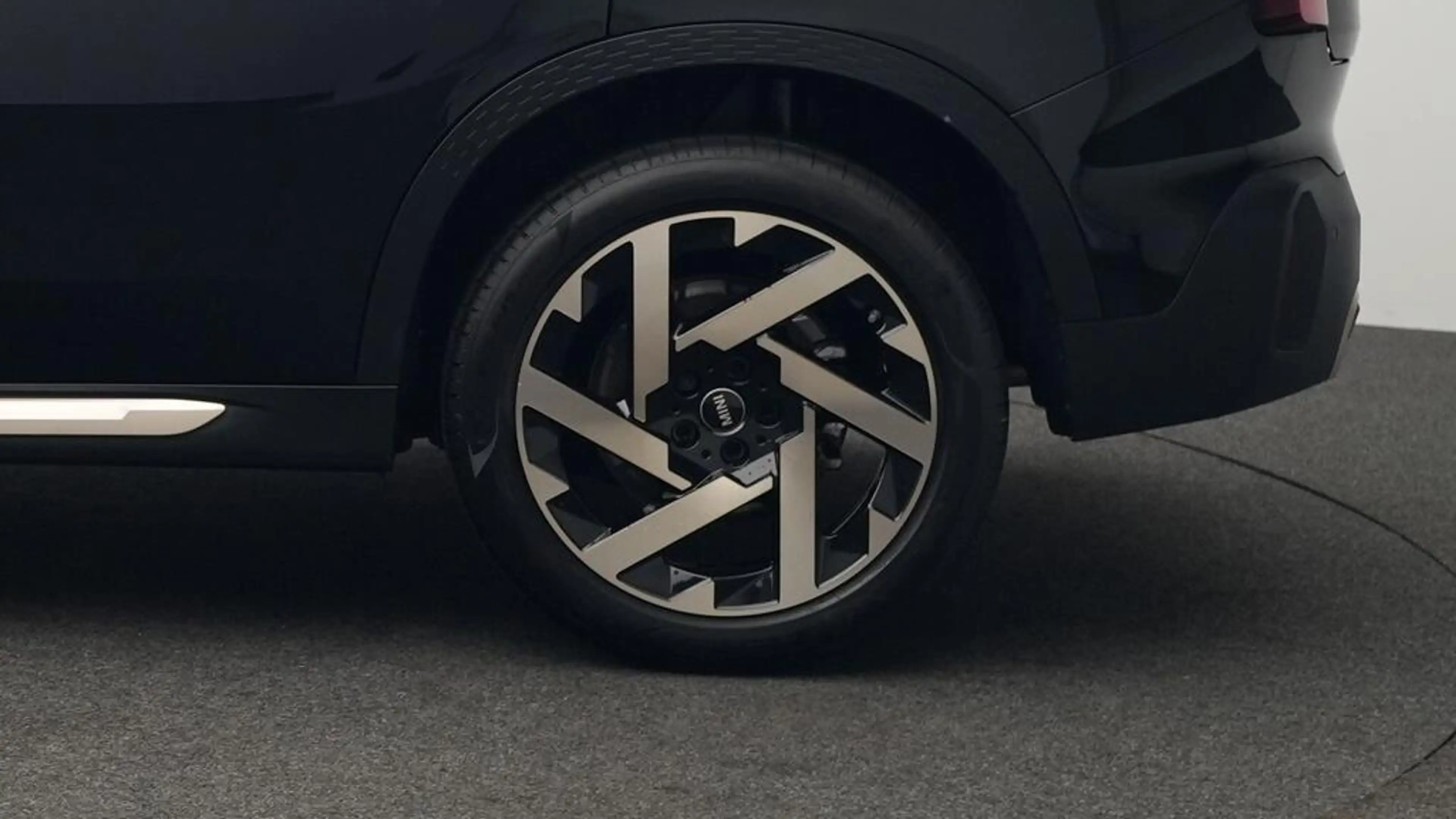 MINI Countryman C Favoured Trim — photo 13