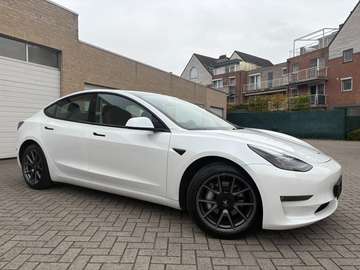 Model 3 Allradantrieb Dual Motor/Long Range/ AWD /