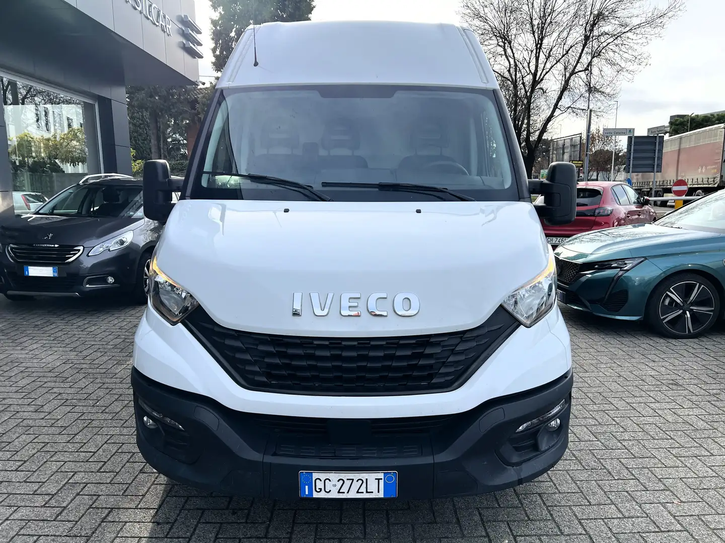 Iveco Daily 35S 2.3 HPT PM-SL-TM Furgone 136CV Weiß - 2
