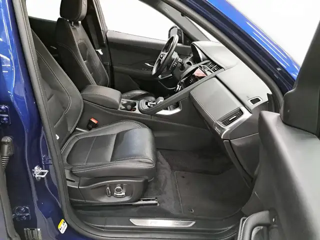 Jaguar E-Pace view 6