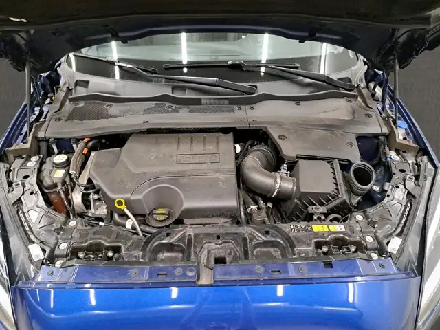 Jaguar E-Pace view 12