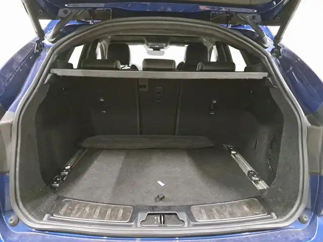 Jaguar E-Pace view 8