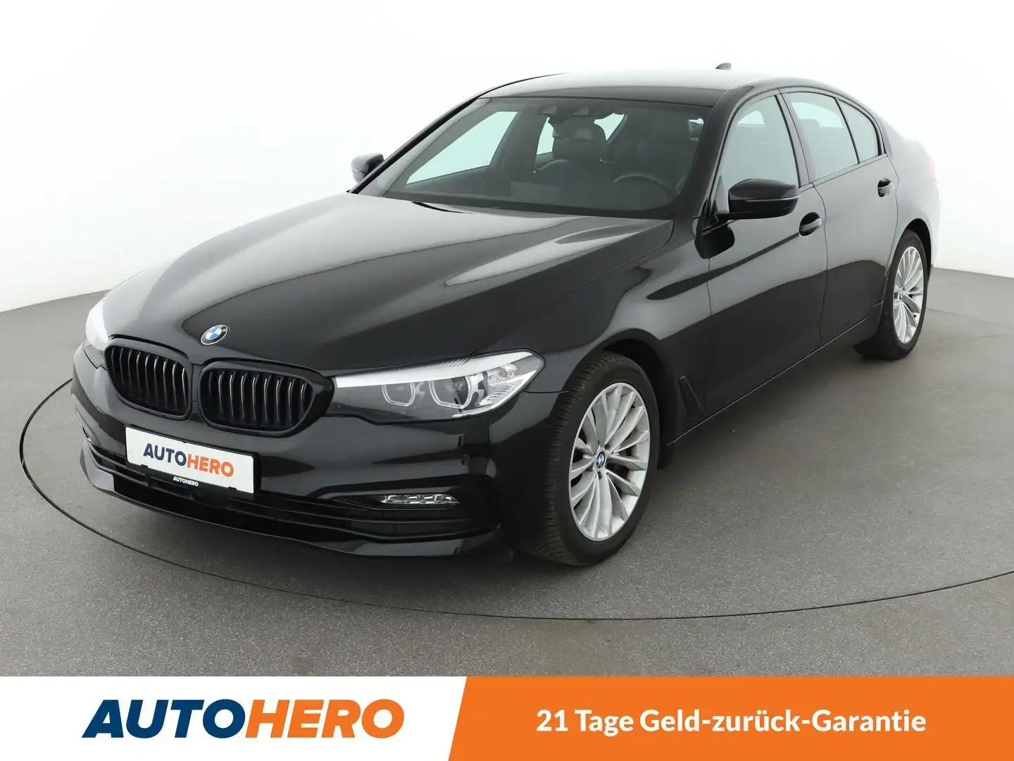 BMW 540 540i Luxury Line Aut.*NAVI*LED*ACC*CAM*PDC* Schwarz - 1