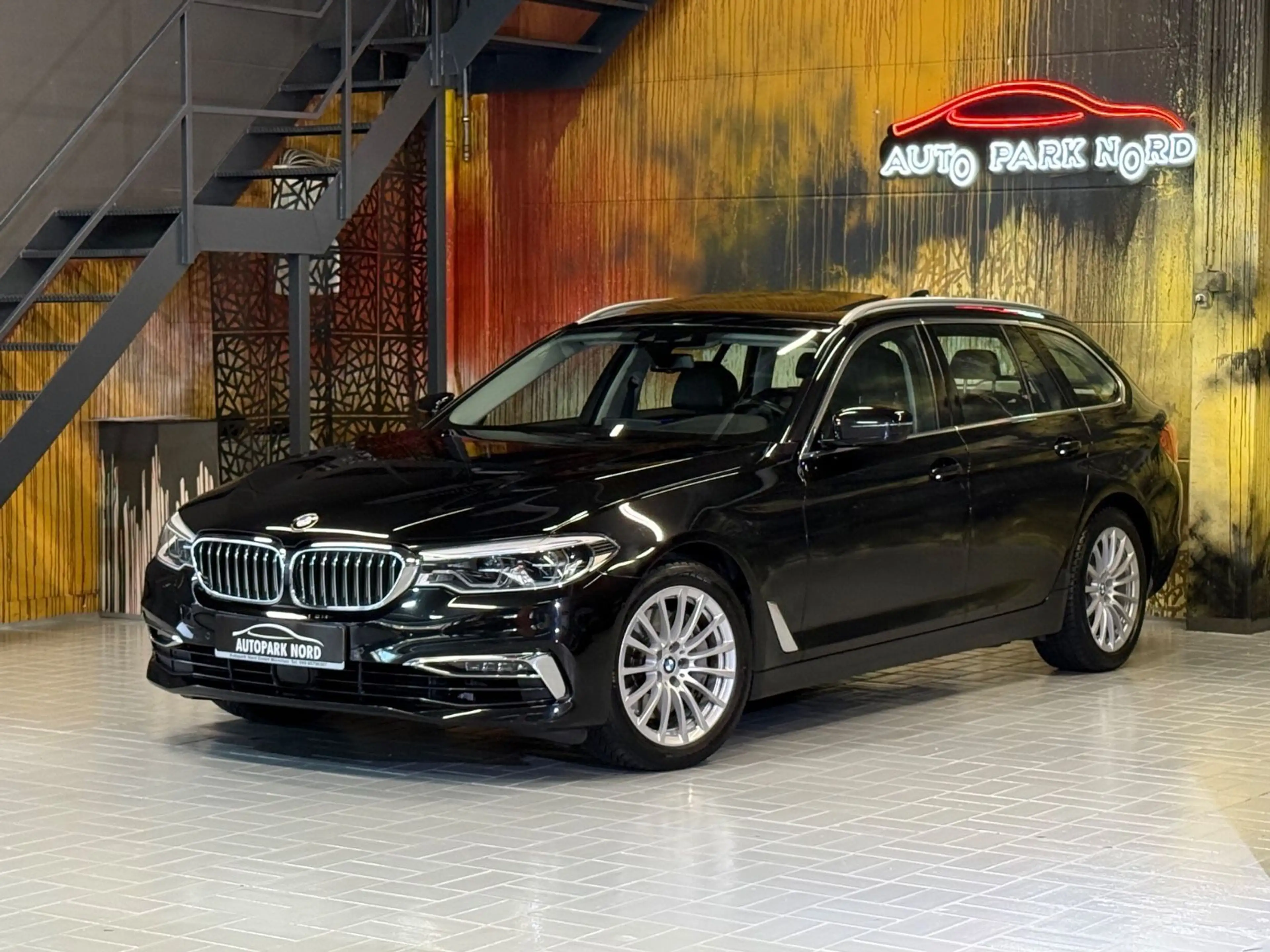 BMW 540 i Touring xDrive Luxury Line LED~HUD~PANO~ACC