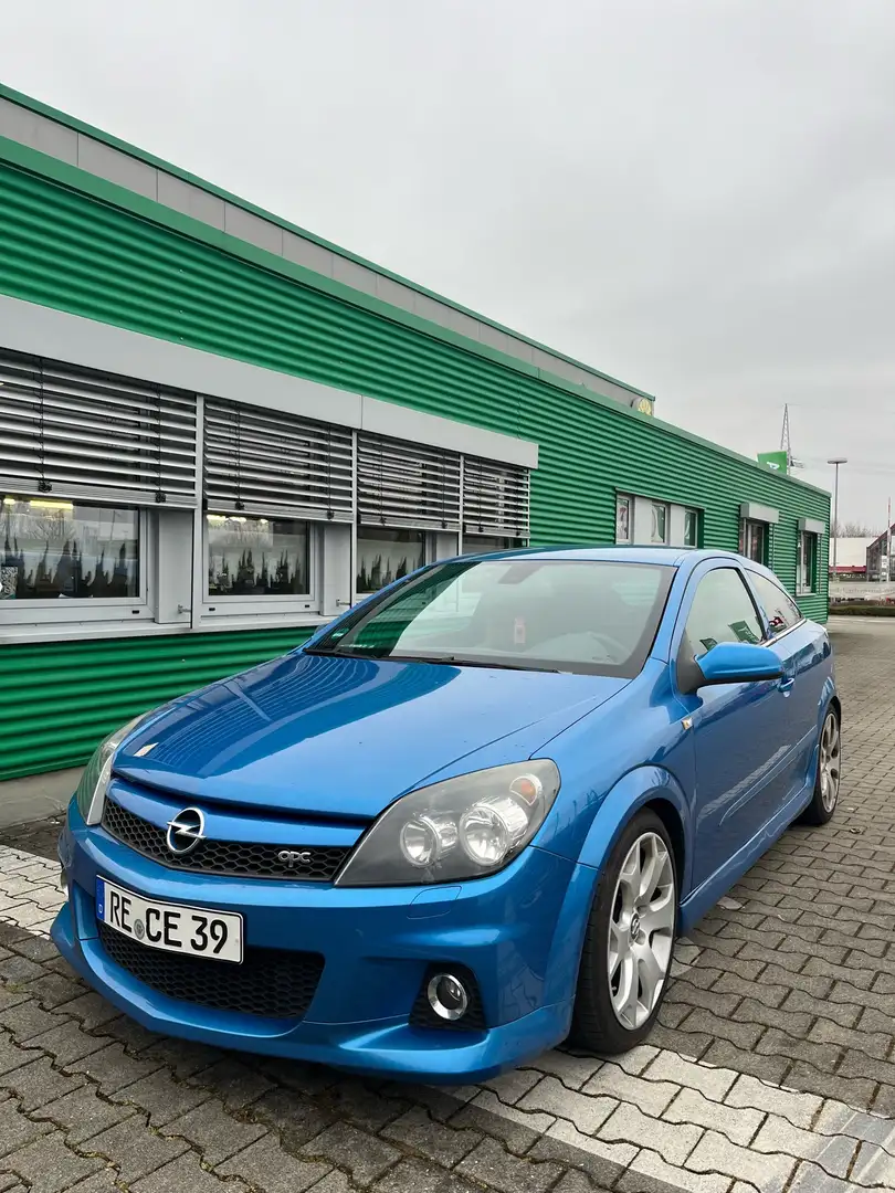Opel Astra OPC Blau - 1