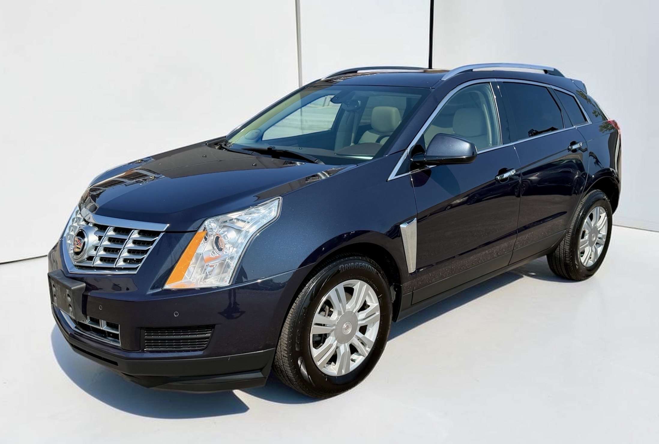 2015 Cadillac SRX Luxury ~ AWD ~ LOW KM ~ PANO ROOF ~ NAV