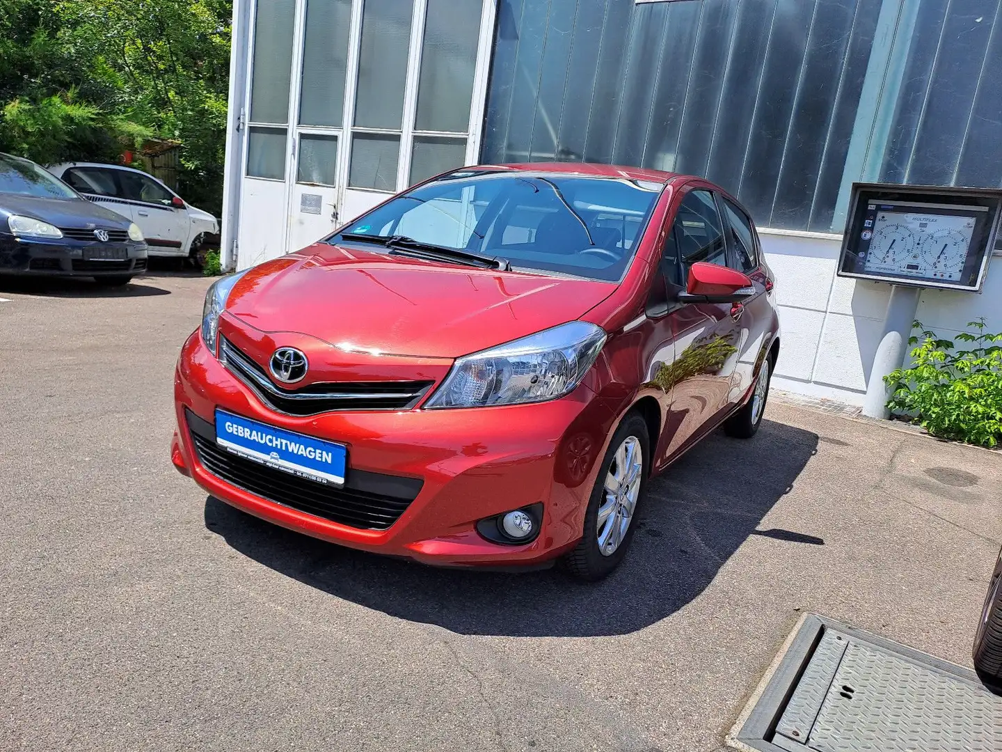 Toyota Yaris Executive 1,3 * 1.Hand * Rouge - 2