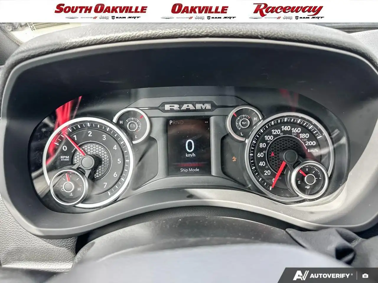 RAM 2500 снимка RAM 2500