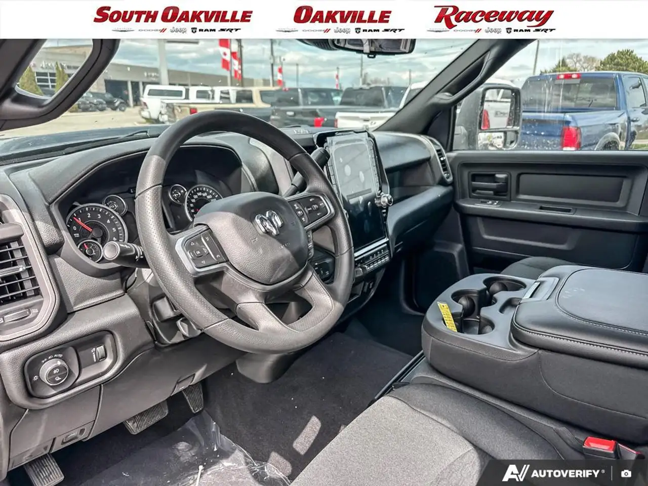 RAM 2500 снимка RAM 2500
