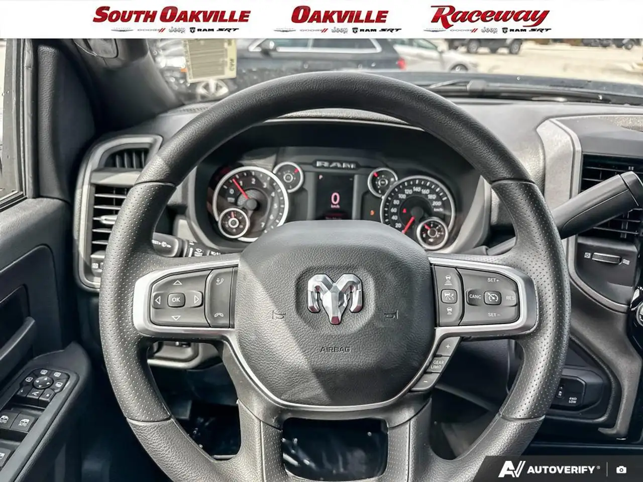RAM 2500 снимка RAM 2500