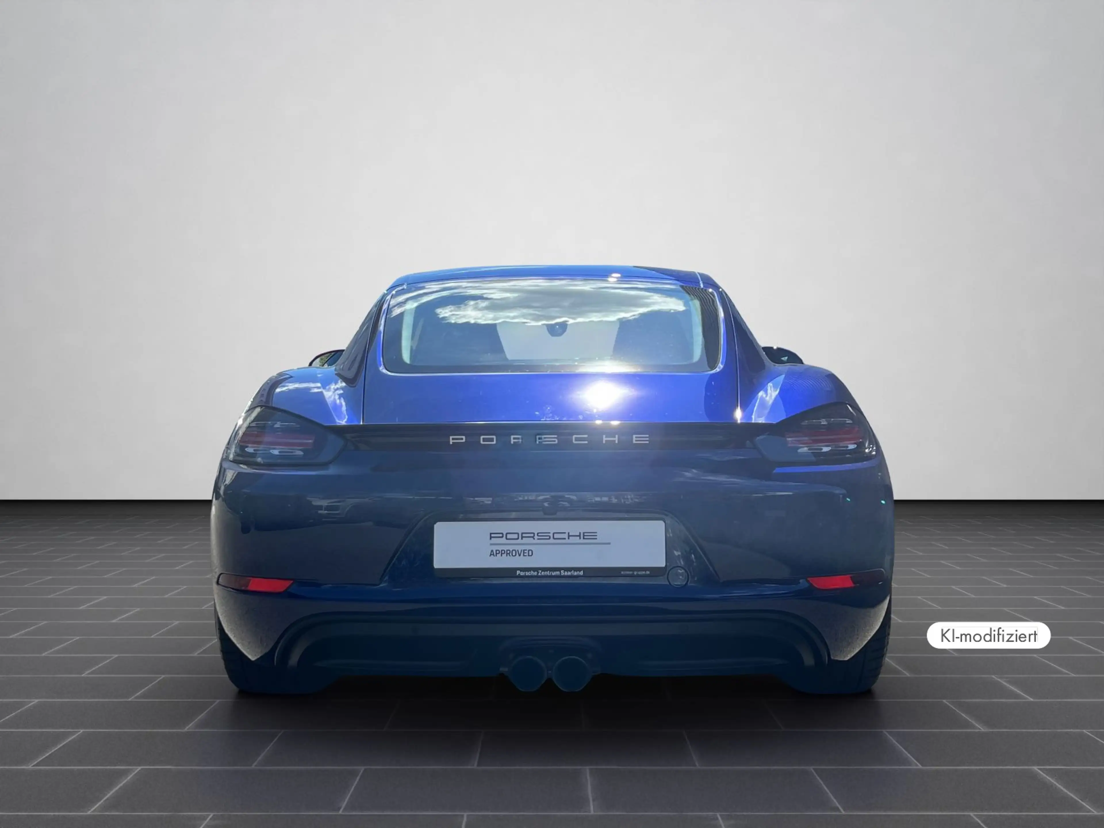 Porsche Cayman 718 — photo 7