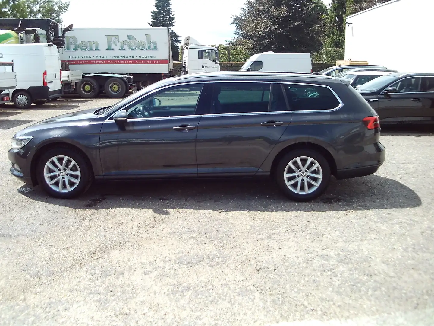 Volkswagen Passat Variant Passat SW 1.6 CR TDi Comfortline Grijs - 1