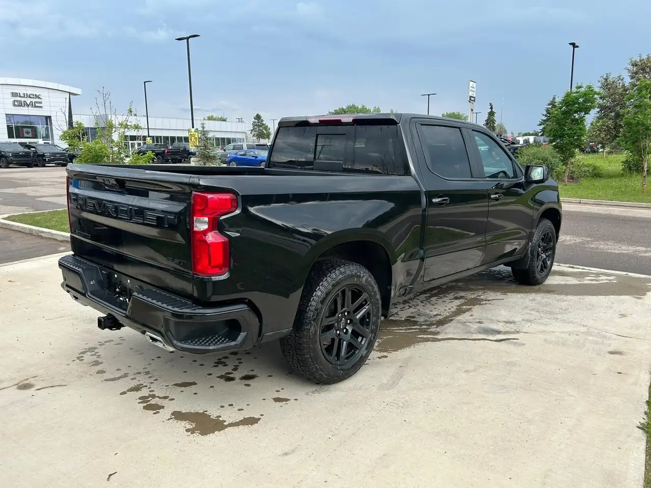 Chevrolet Silverado 1500 photo Chevrolet Silverado 1500