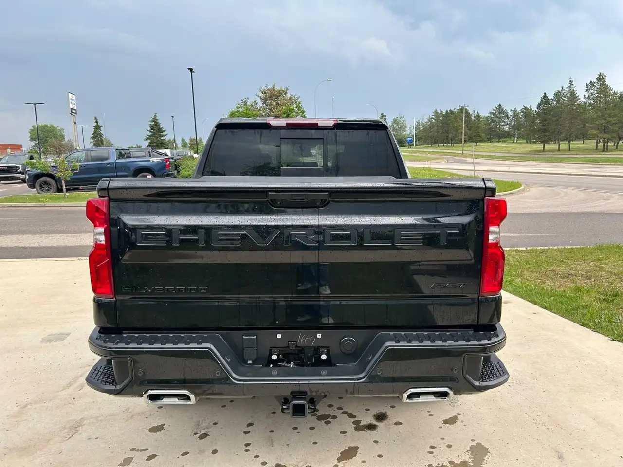 Chevrolet Silverado 1500 photo Chevrolet Silverado 1500