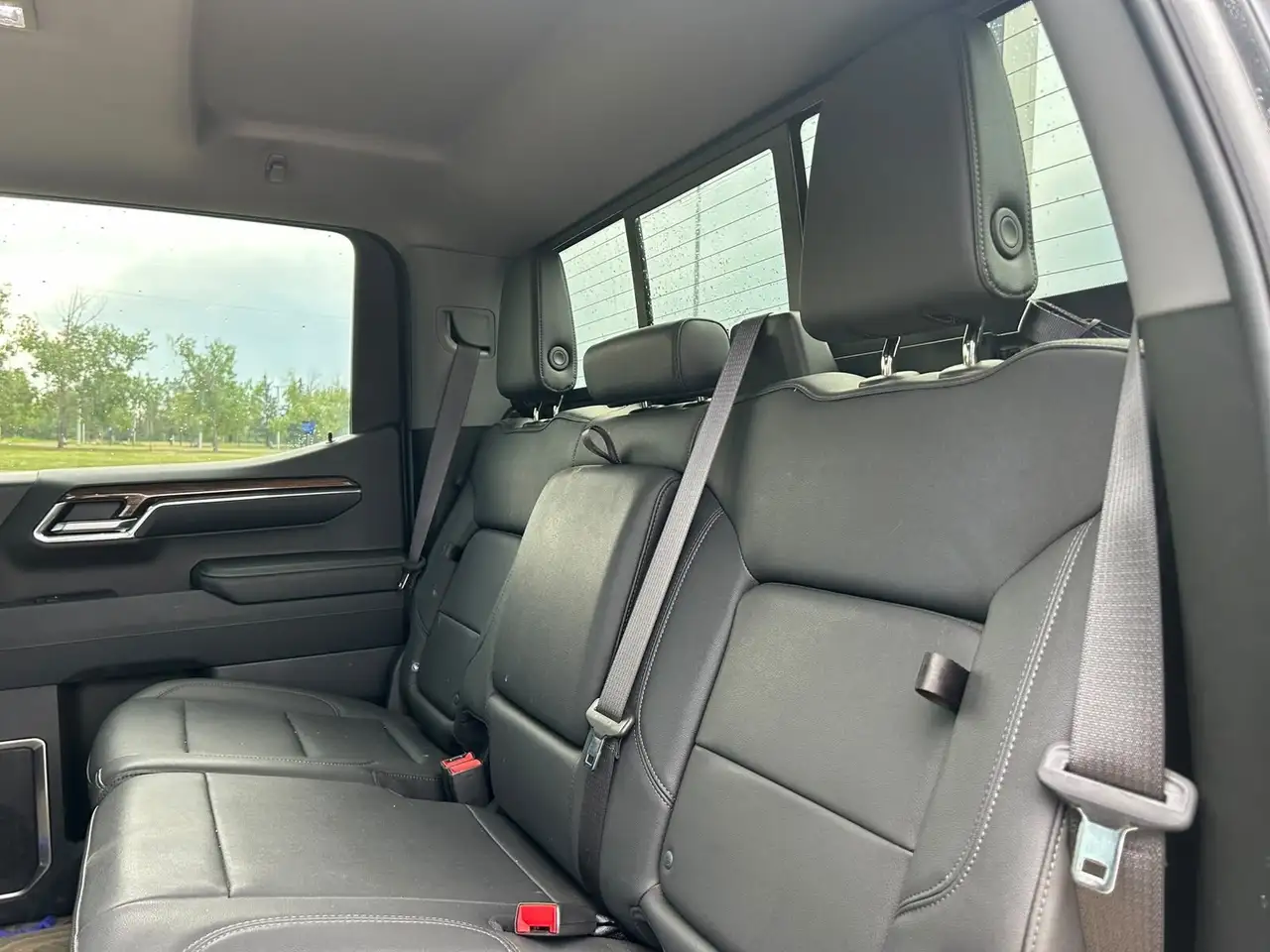 Chevrolet Silverado 1500 photo Chevrolet Silverado 1500