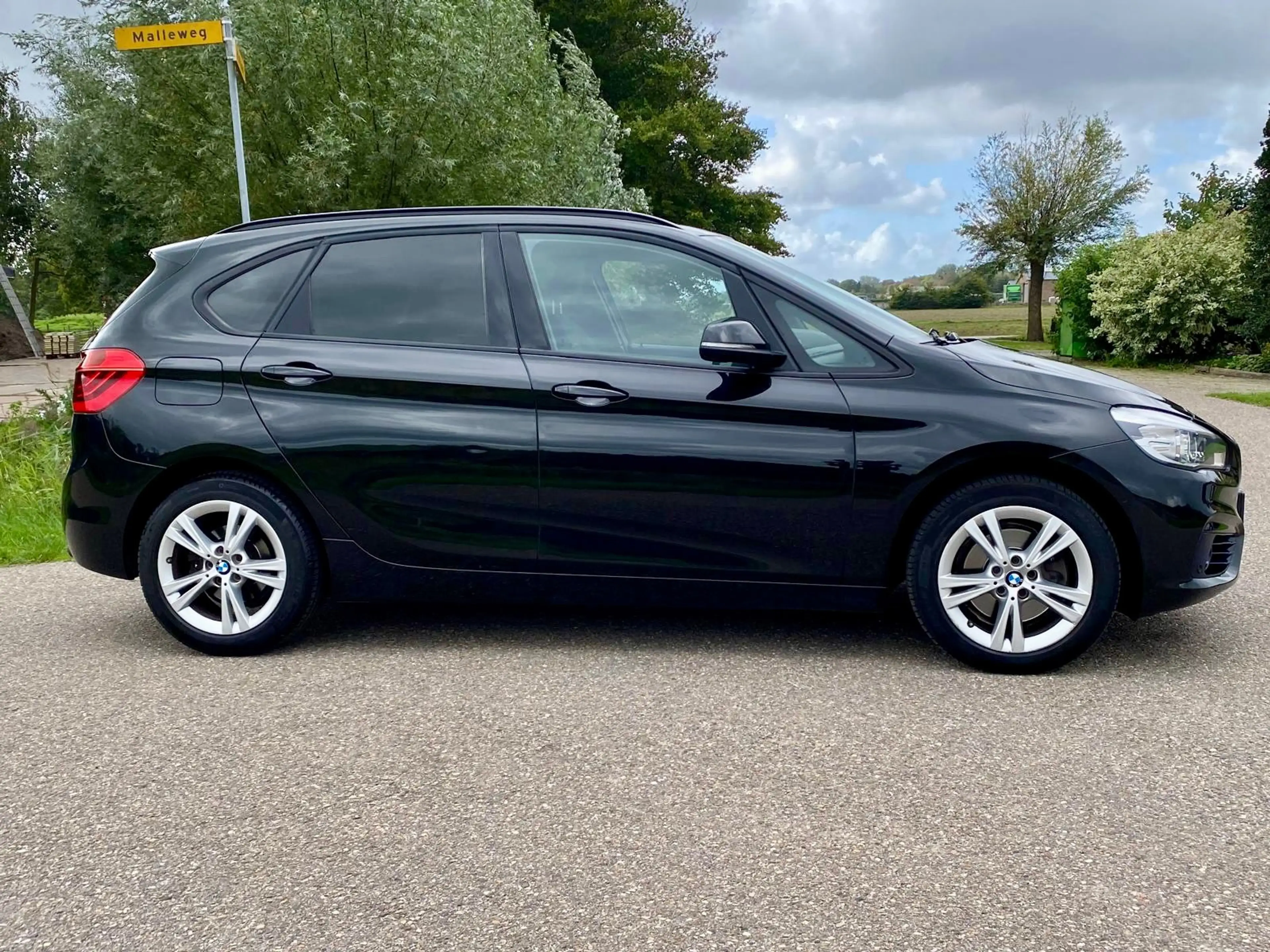 BMW 220 2-serie Active Tourer 220i M Sport MPV Automaat NA — photo 9
