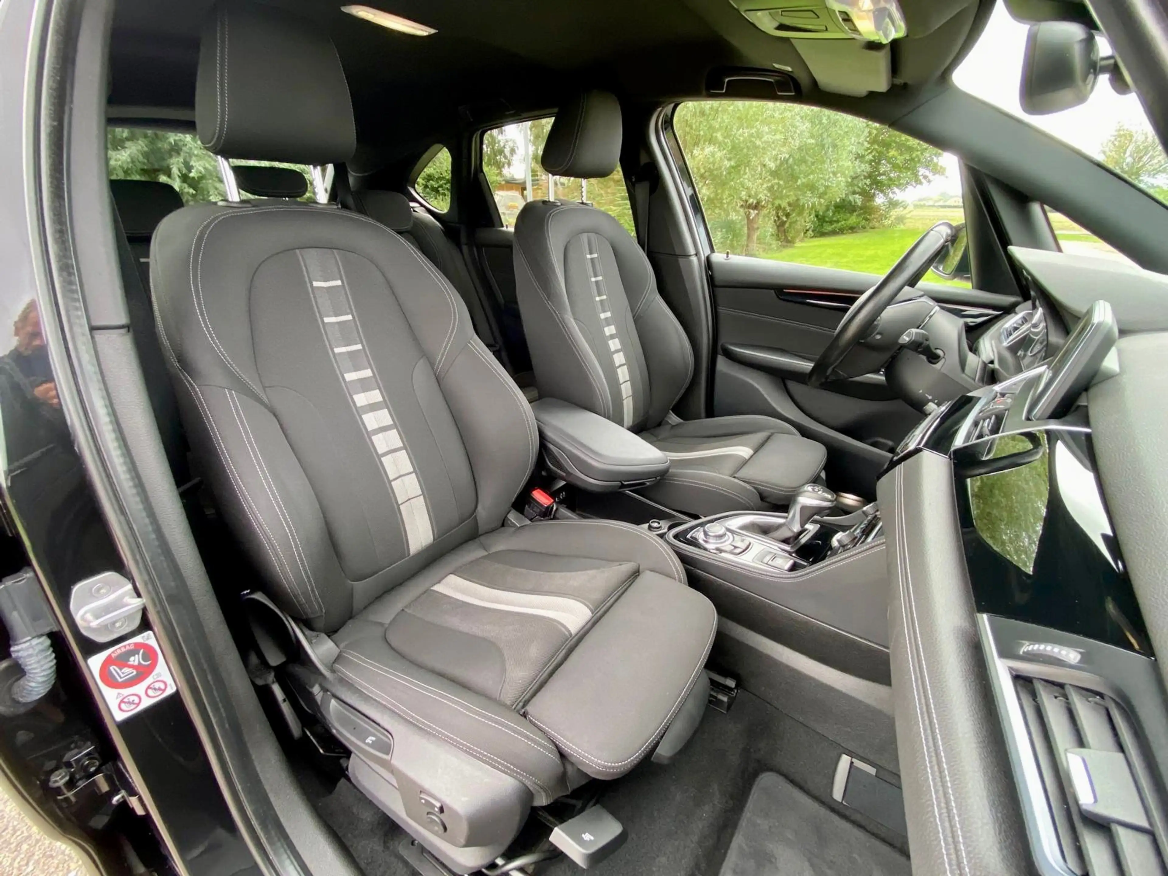 BMW 220 2-serie Active Tourer 220i M Sport MPV Automaat NA — photo 2
