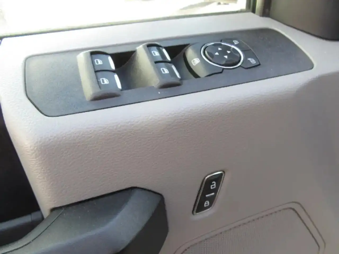 Ford F 550 снимка Ford F 550