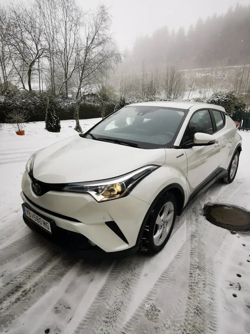 Toyota C-HR 1,8 Hybrid C-HR, Weiß - 2