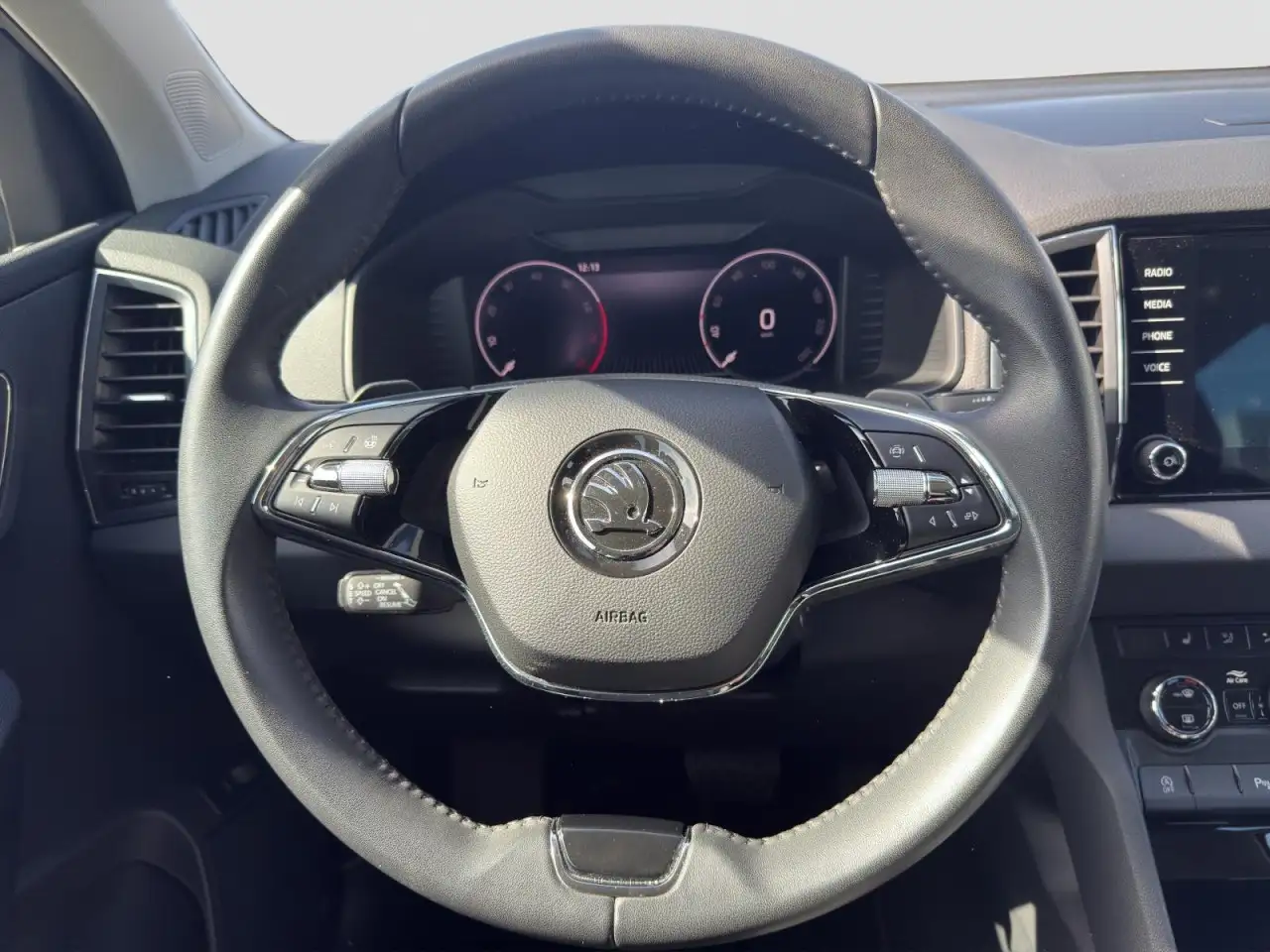 Skoda Karoq 1.5 TSI ACT Style OPF (EURO 6d) Style AHK ACC PDC, миниатюра 12