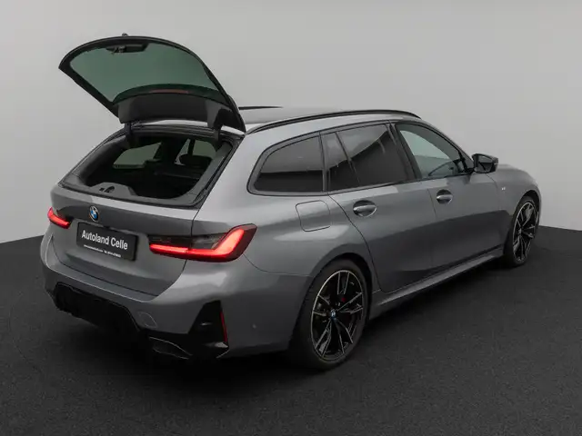 BMW 3 Series view 13