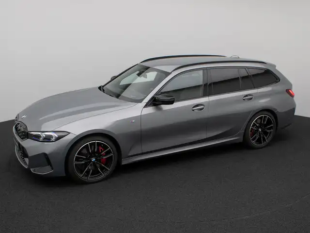 BMW 3 Series view 12
