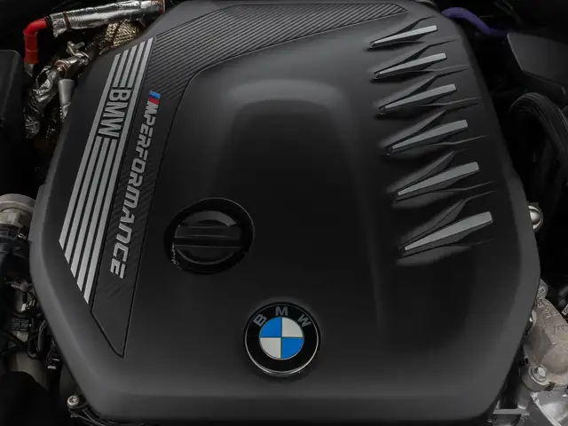 BMW 3 Series view 15