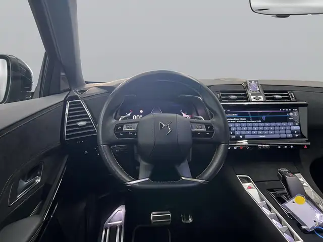 DS Automobiles DS 7 Crossback view 13