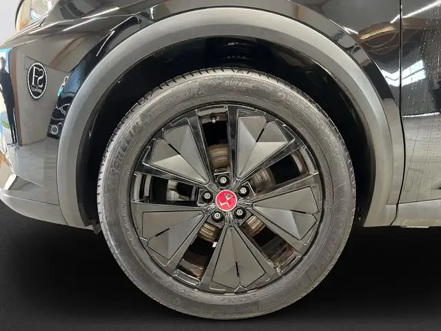 DS Automobiles DS 7 Crossback view 8