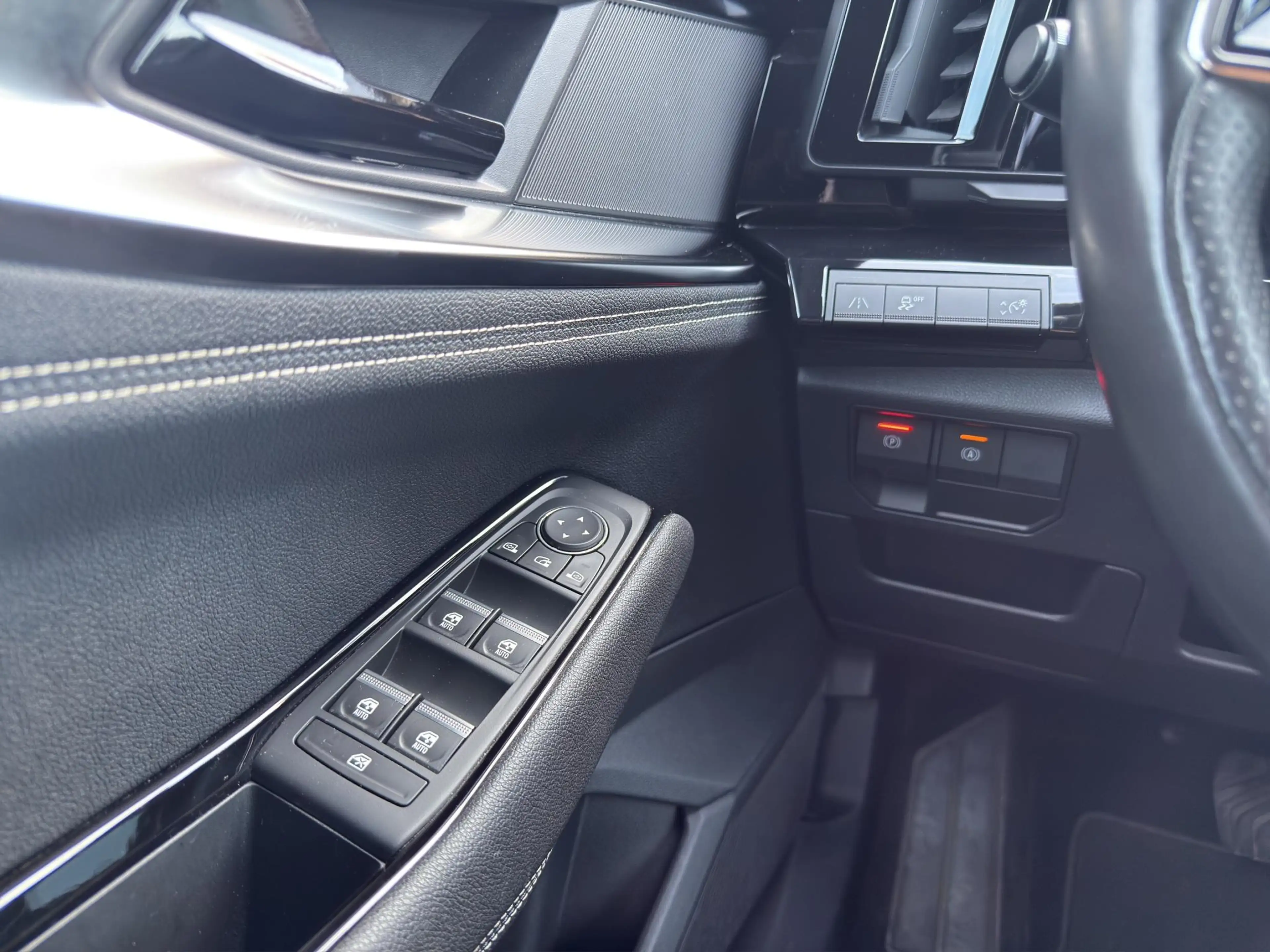 Renault Austral 1.2 E-Tech full hybrid 200 techno | 19"| Parksenso — photo 13