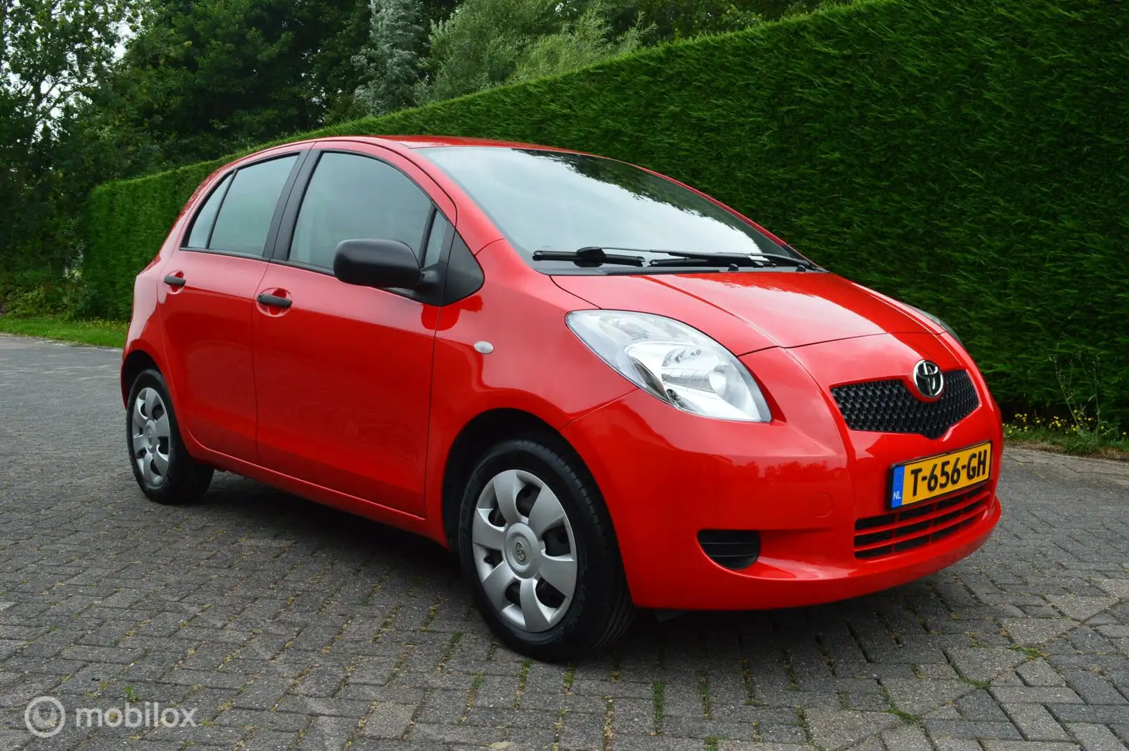 Toyota Yaris 1.0 VVTi Terra Rood - 2