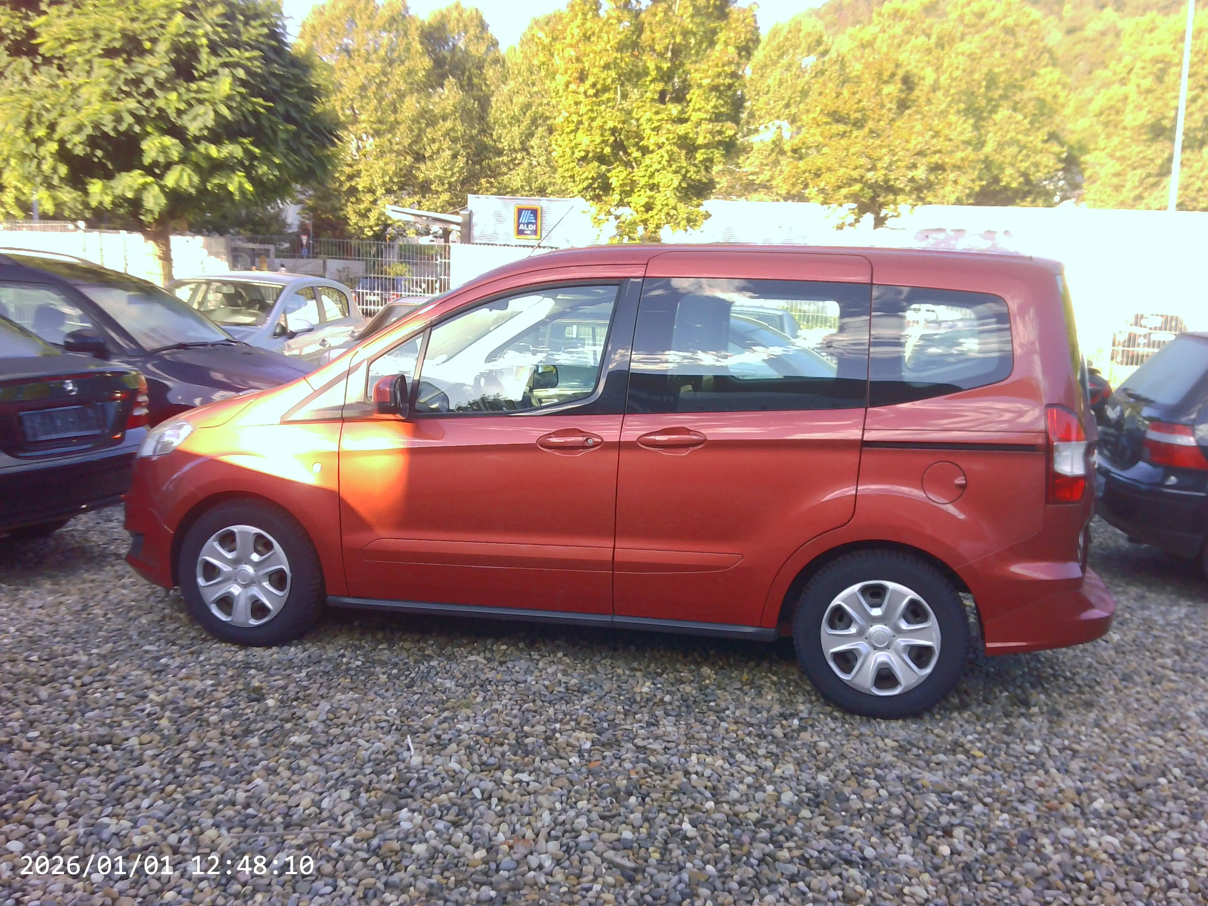 Ford Tourneo Courier Trend — photo 4