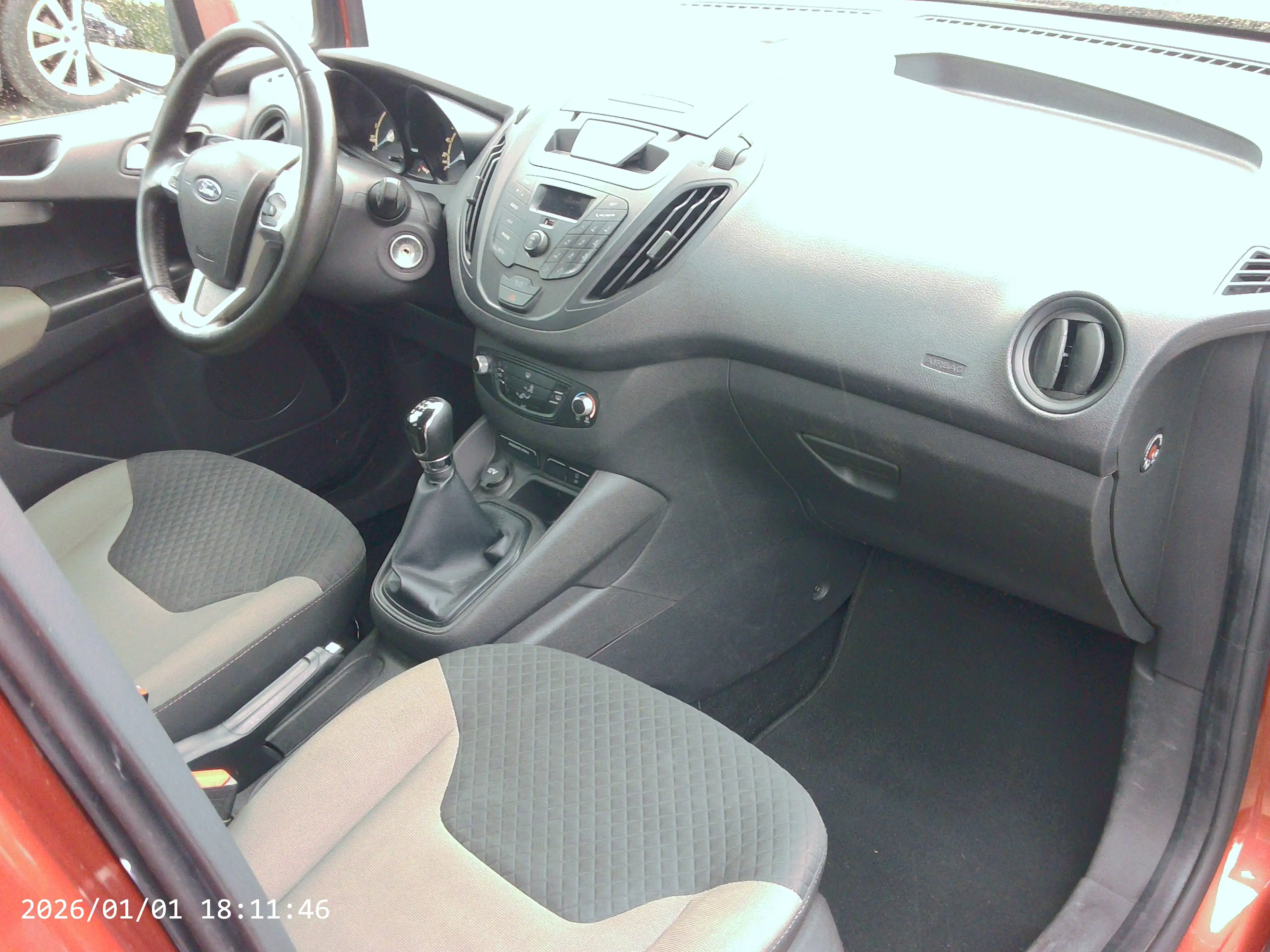 Ford Tourneo Courier Trend — photo 6