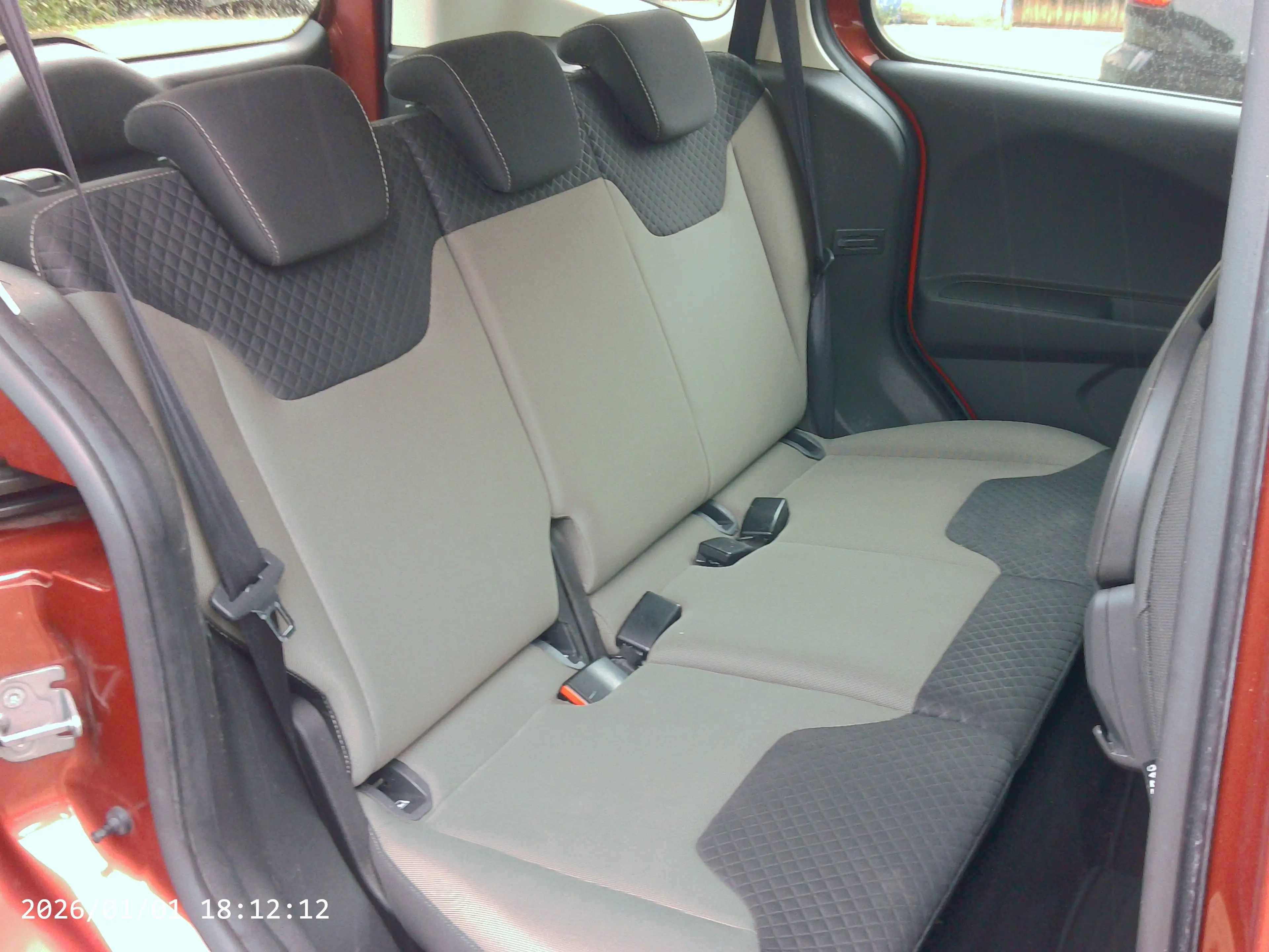 Ford Tourneo Courier Trend — photo 9